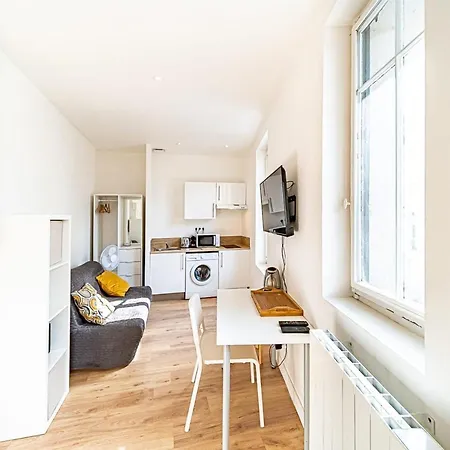 Le Debourg - Studio Tout Proche Metro B Lyon Extérieur photo